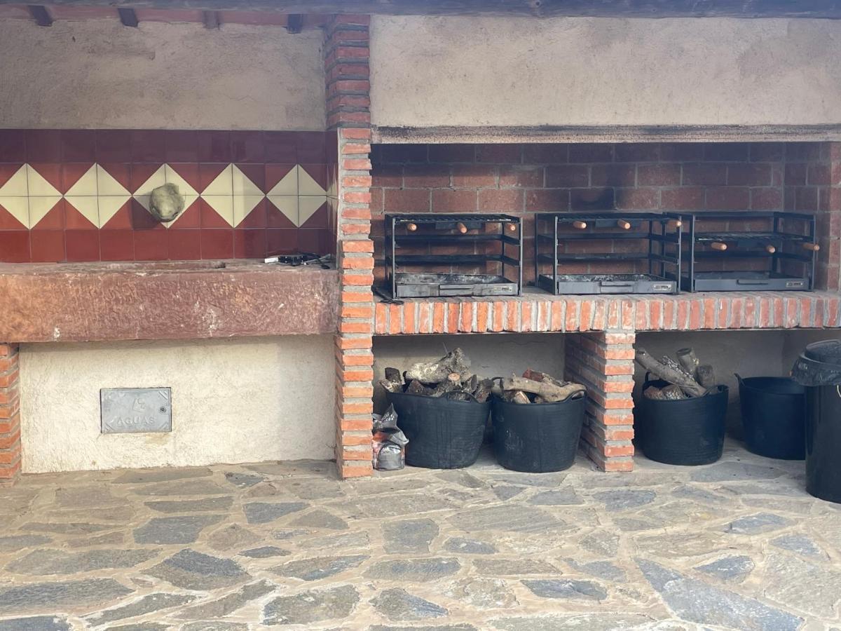 Prades Vila Bella - Casa Molinets I Casa Borrianes Exterior photo